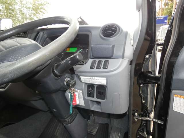 Mitsubishi Fuso Canter 11