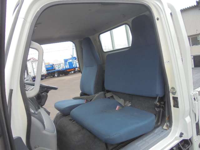 Mitsubishi Fuso Canter 5