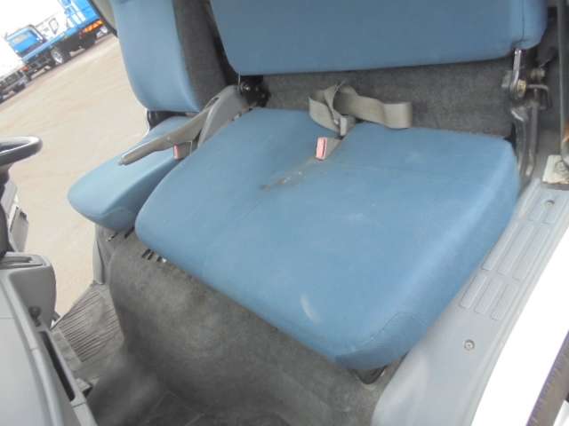 Mitsubishi Fuso Canter 6