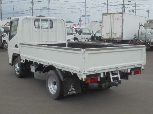 Mitsubishi Fuso Canter 7