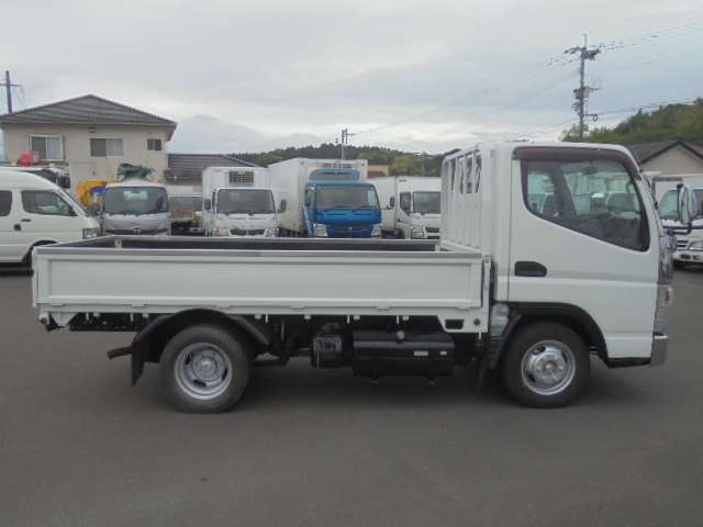 Mitsubishi Fuso Canter 10