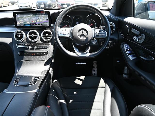 Mercedes-Benz GLC 10