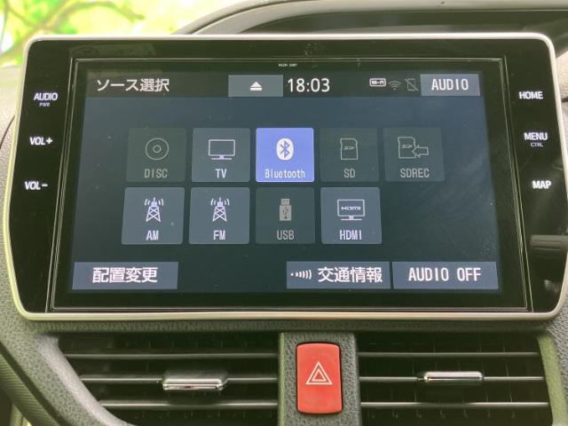 Toyota Voxy 4