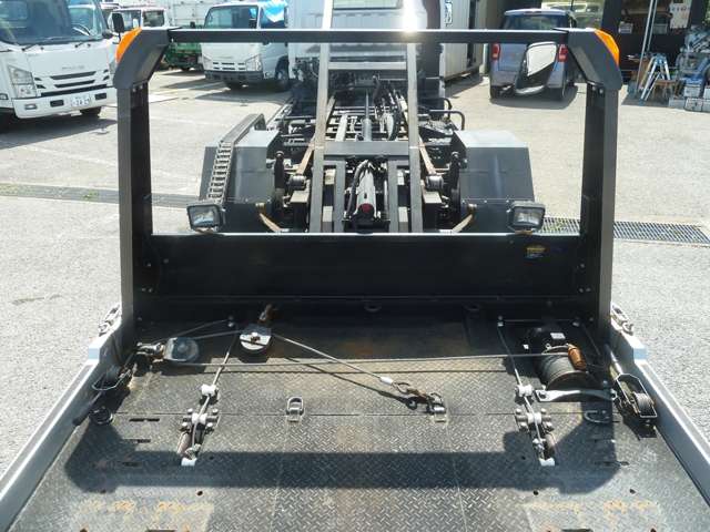 Mitsubishi Fuso Canter 12