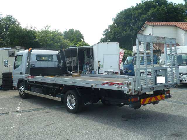 Mitsubishi Fuso Canter 8