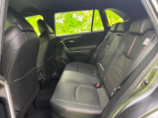Toyota RAV4 PHV 9