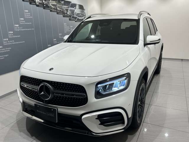 Mercedes-Benz GLB 8