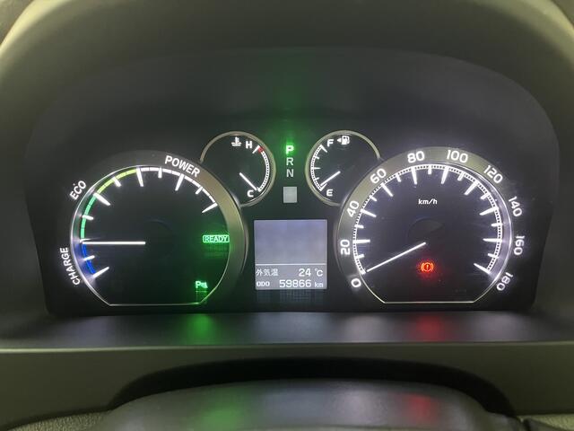 Toyota Vellfire Hybrid 4