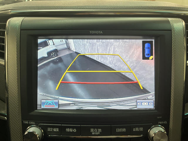 Toyota Vellfire Hybrid 10