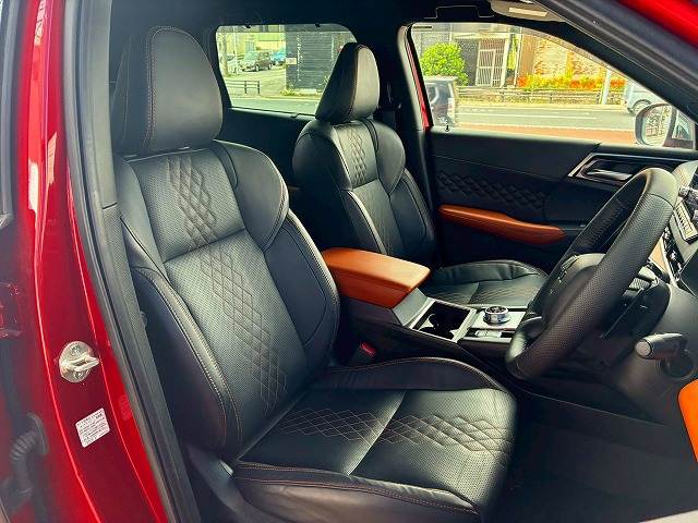 Mitsubishi Outlander 12