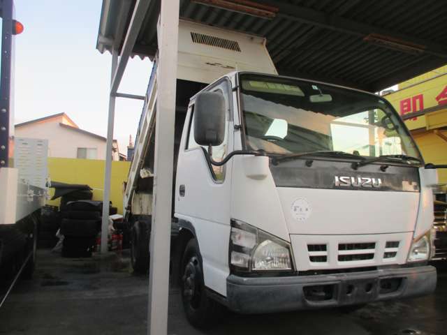 Isuzu Elf 11
