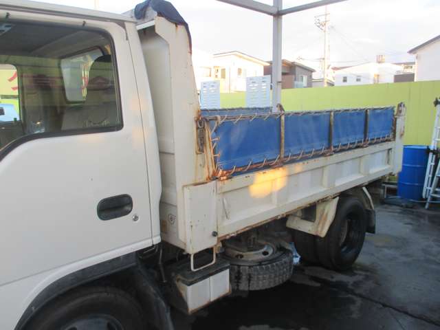Isuzu Elf 10