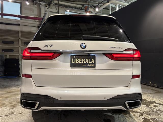BMW X7 9