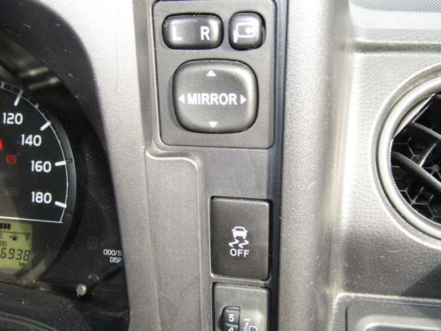 Toyota Succeed Van 11