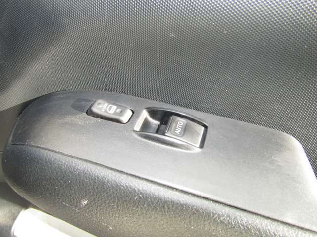 Toyota Succeed Van 12