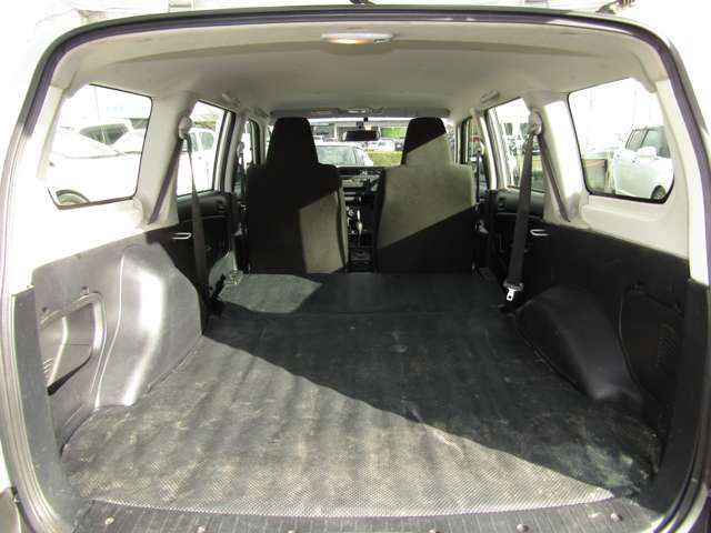 Toyota Succeed Van 9