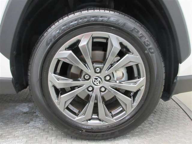 Toyota RAV4 6