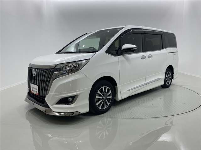 Toyota Esquire 3