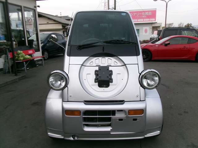 Daihatsu Midget II 2