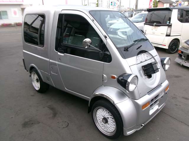 Daihatsu Midget II 6