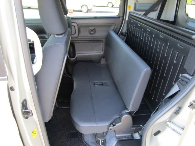 Suzuki Spacia Base 4