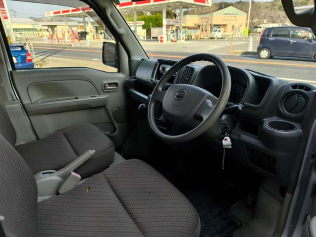 Nissan NV100 Clipper 10