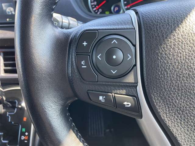 Toyota Voxy 6