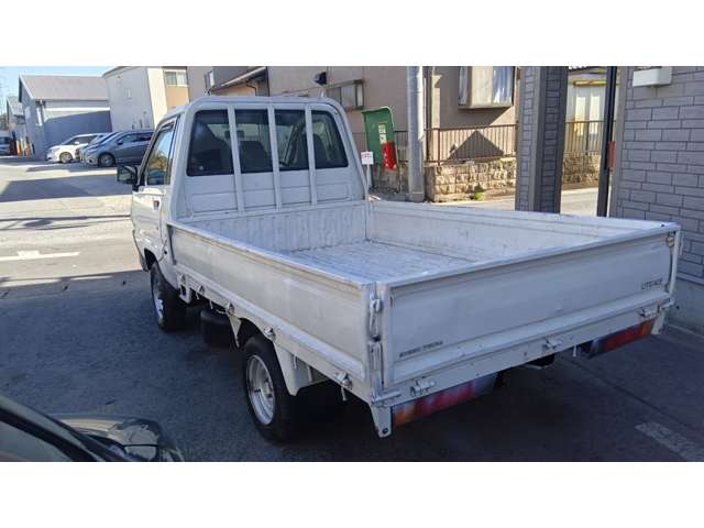 Toyota Light Ace Truck 8