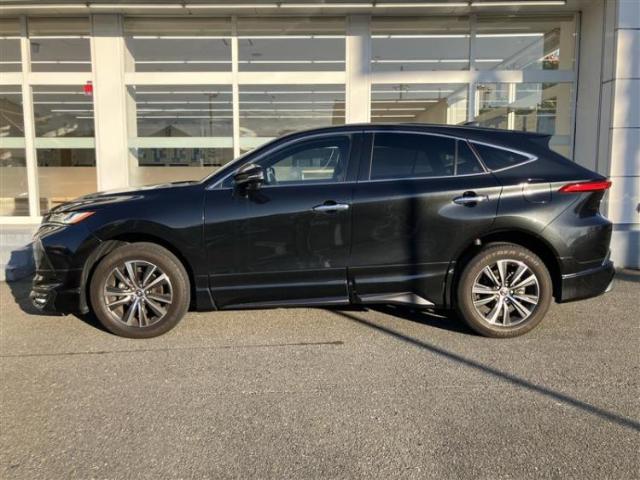 Toyota Harrier 4