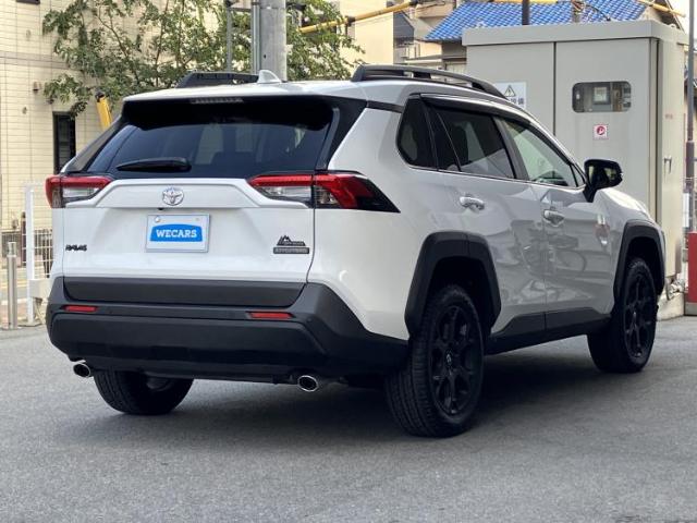 Toyota RAV4 6