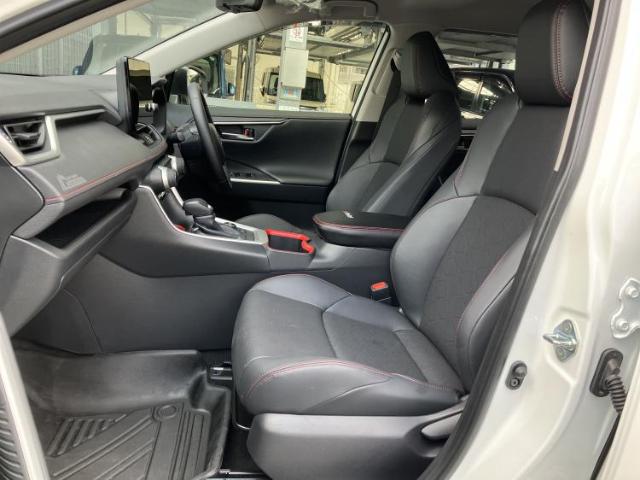 Toyota RAV4 8