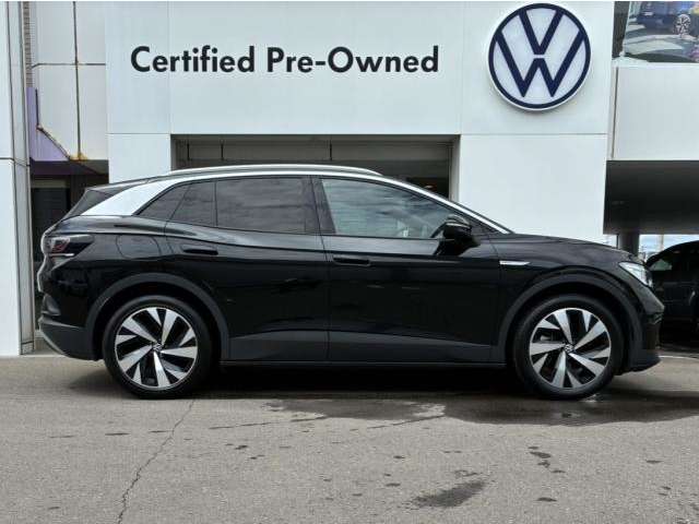 Volkswagen ID.4 8