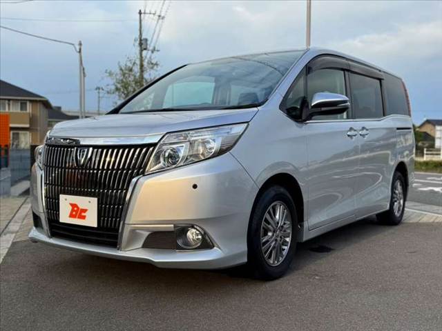 Toyota Esquire 10
