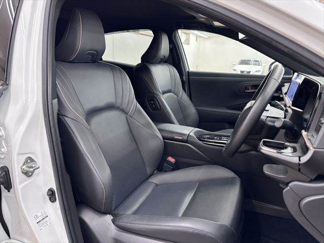Toyota Crown Sport 8