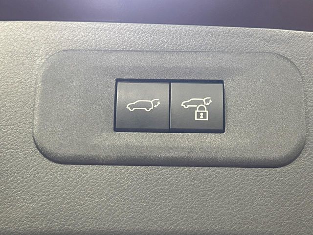 Lexus NX 7