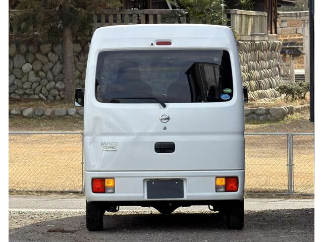 Nissan NV100 Clipper 7