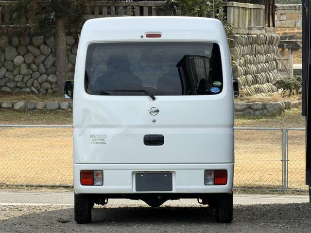 Nissan NV100 Clipper 8