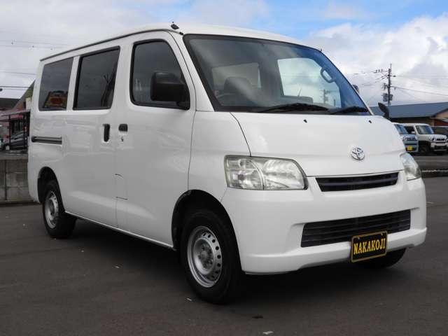 Toyota Town Ace Van 6