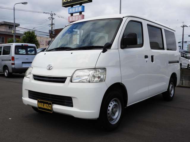 Toyota Town Ace Van 9