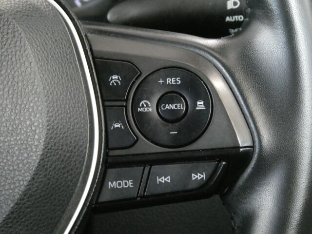 Toyota Corolla Cross 9