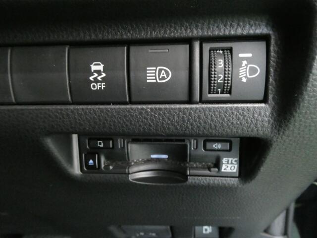 Toyota Harrier 6