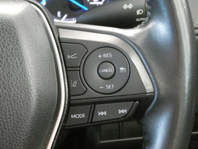 Toyota Harrier 8