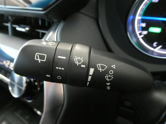 Toyota Harrier 10
