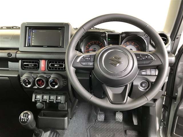 Suzuki Jimny 6