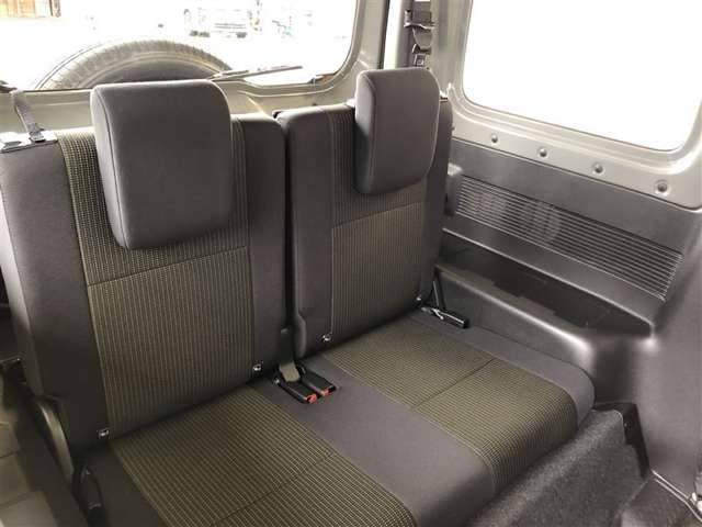 Suzuki Jimny 10