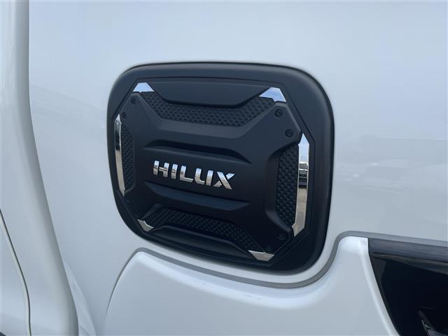 Toyota Hilux 4