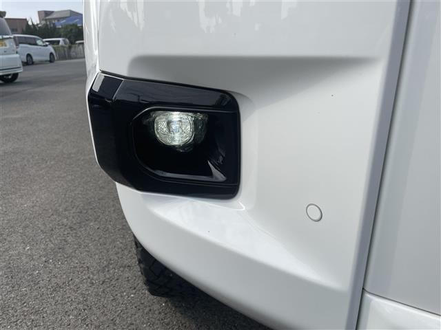 Toyota Hilux 8