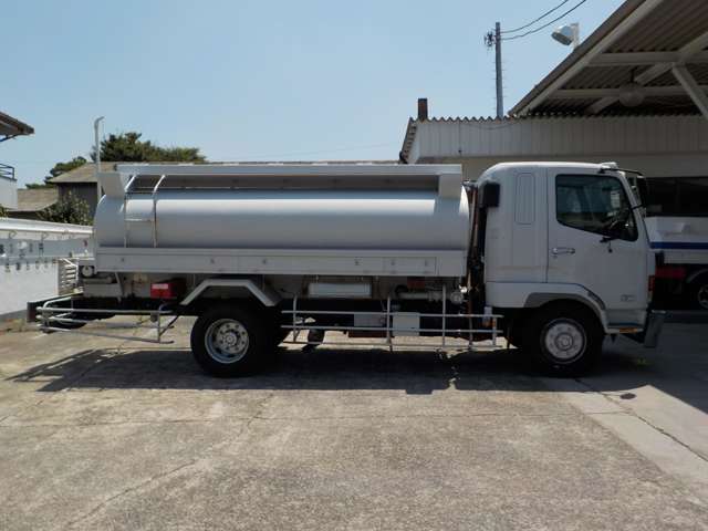 Mitsubishi Fuso Fighter 6