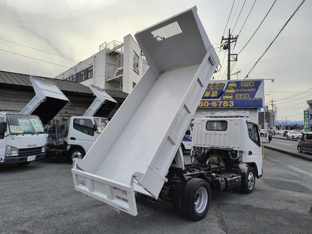 Mitsubishi Fuso Canter 7