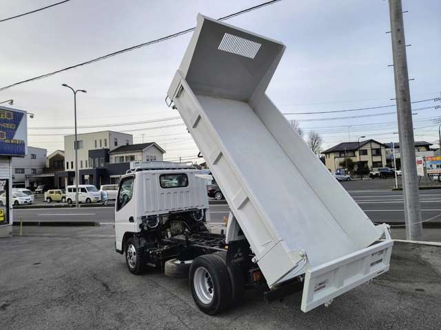 Mitsubishi Fuso Canter 8